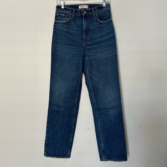 A&F | 90’s Straight Ultra High Rise - Picture 1 of 4